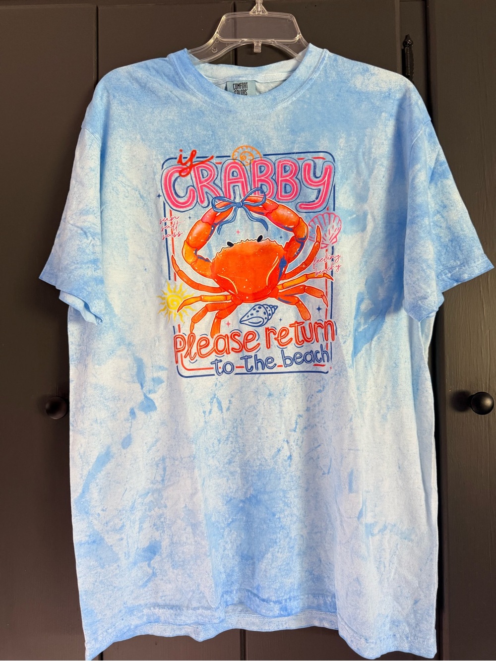 Women’s Comfort Colors Light Blue Tie-Dye Crabby Tee